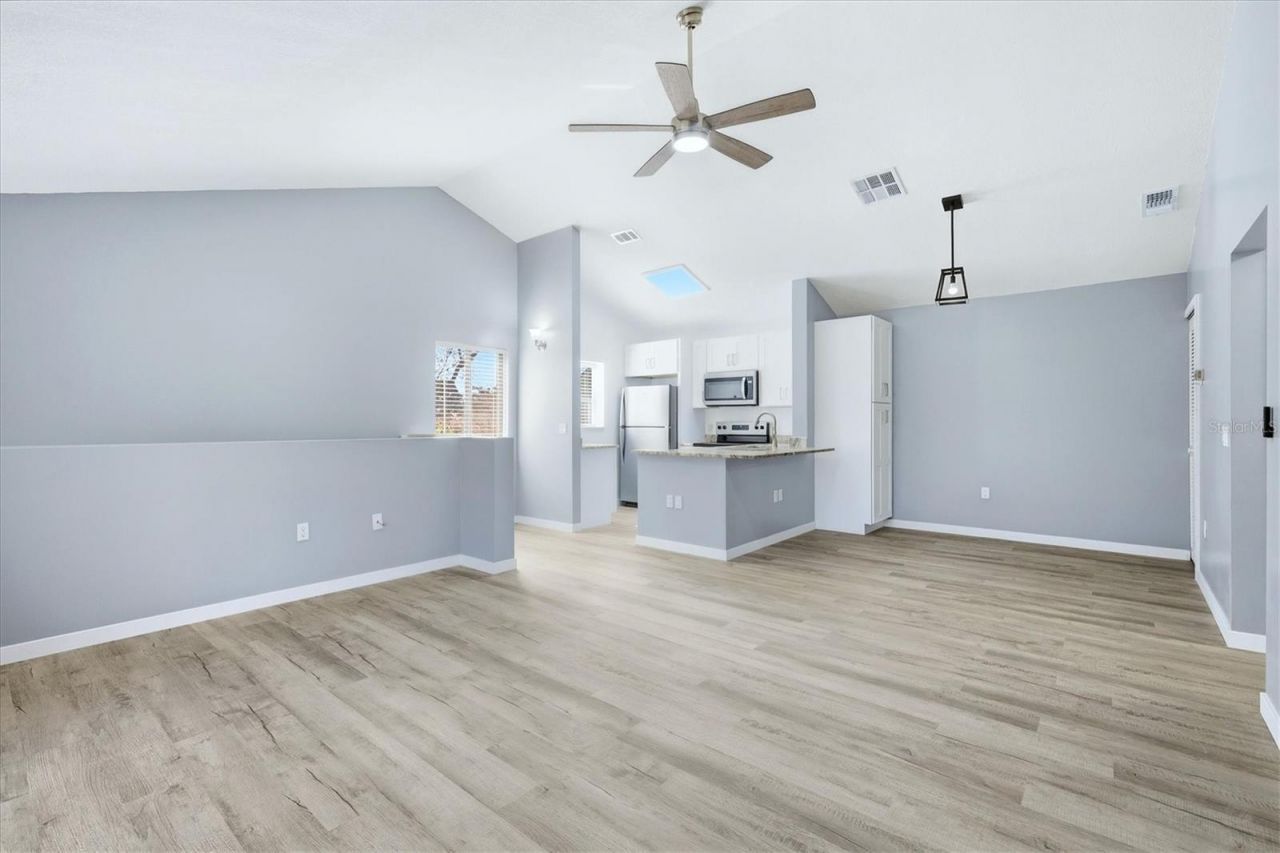 5651 Gardens Drive, Unit 5651, Sarasota, FL 34243 Photo