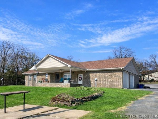 354 Rock Creek Drive, Canadian, OK 74432