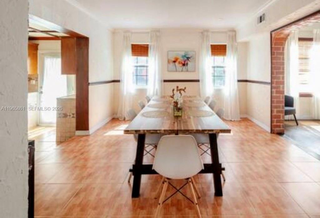 1545 NW 8th Ter, Miami, FL 33125 Photo