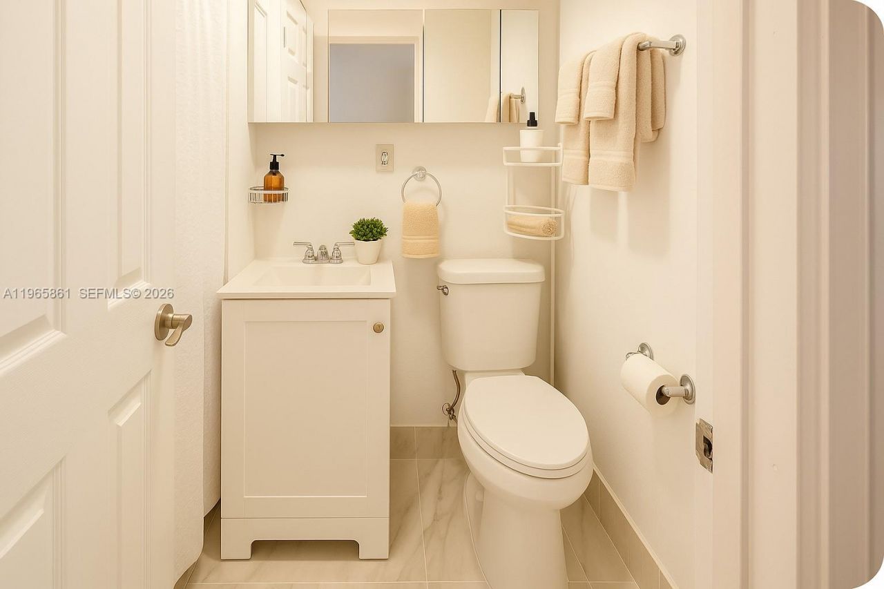 1545 NW 8th Ter, Miami, FL 33125 Photo