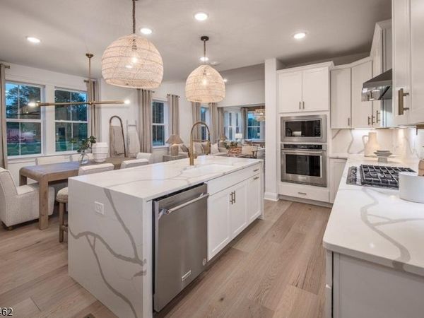 18 Errico Lane, Far Hills, NJ 07931