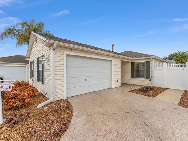 585 LACY PLACE, THE VILLAGES, FL 32162
