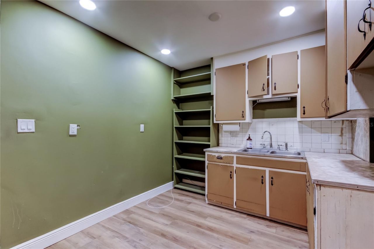 8171 37th Avenue N, Saint Petersburg, FL 33710 Photo