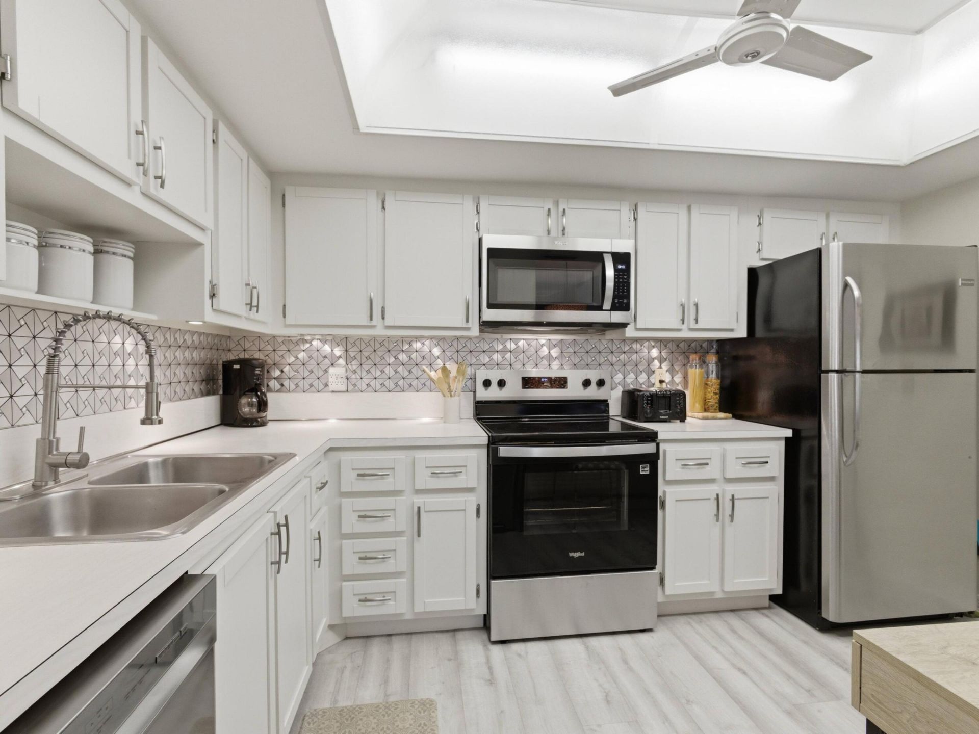 308 NE 17th Avenue, Unit 2, Boynton Beach, FL 33435 Photo