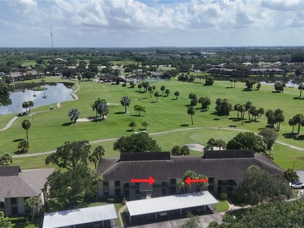 25 Plantation Drive, Unit 203, Vero Beach, FL 32966