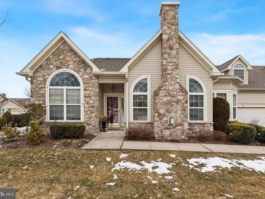 209 Fairway Drive, Warminster, PA 18974 Main Photo