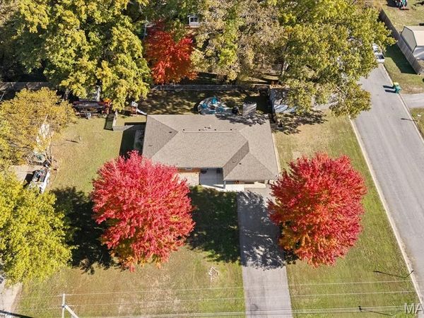 46 HARMON Drive, Lebanon, IL 62254