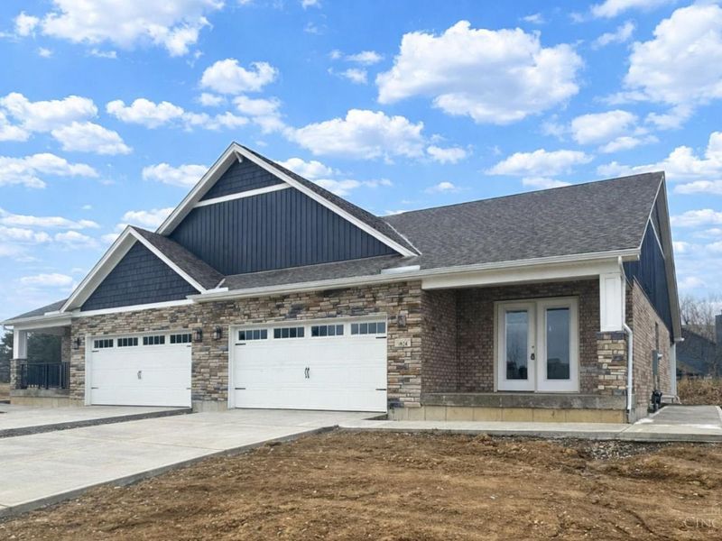 1924 Tipperary Drive, Middletown, OH 45042 Photo 3