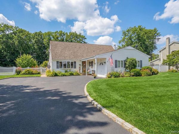 158 Spiral Road, Holtsville, NY 11742