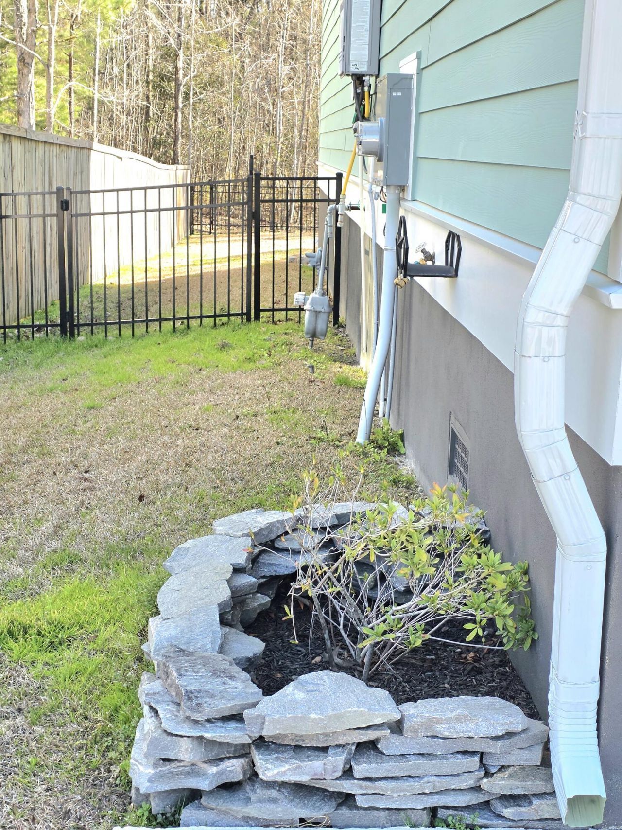 136 Boots Branch Road Photo 5