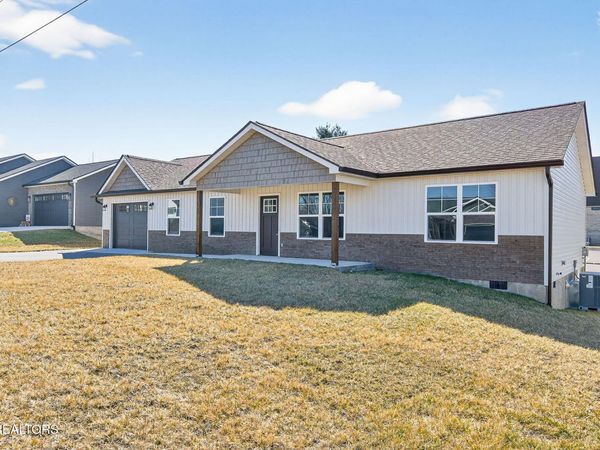 127 Sky View Meadow Drive, Crossville, TN 38555