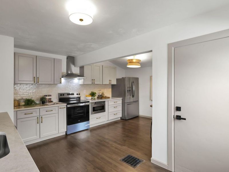 157 N Kellner Road, Columbus, OH 43209 Photo 11