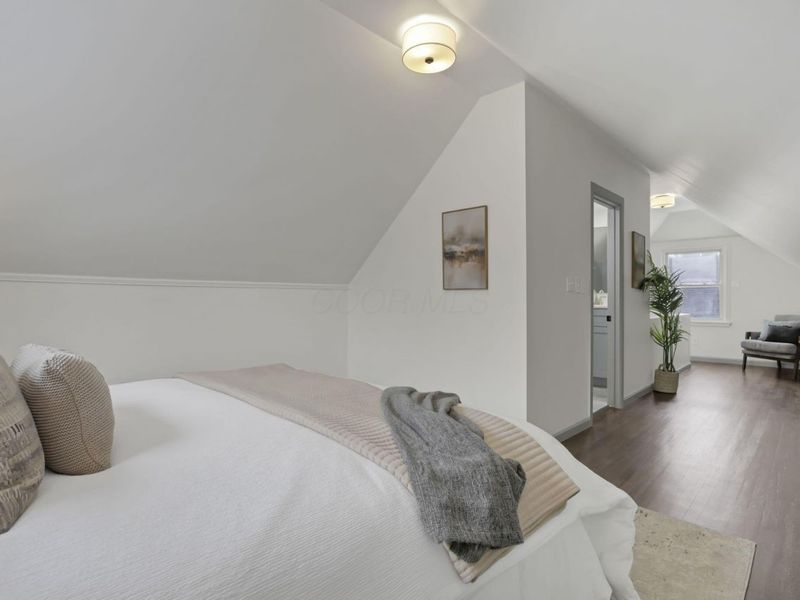 157 N Kellner Road, Columbus, OH 43209 Photo 2