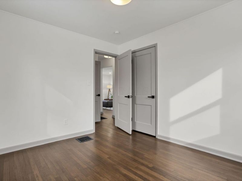 157 N Kellner Road, Columbus, OH 43209 Photo 25