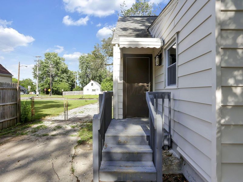 157 N Kellner Road, Columbus, OH 43209 Photo 38