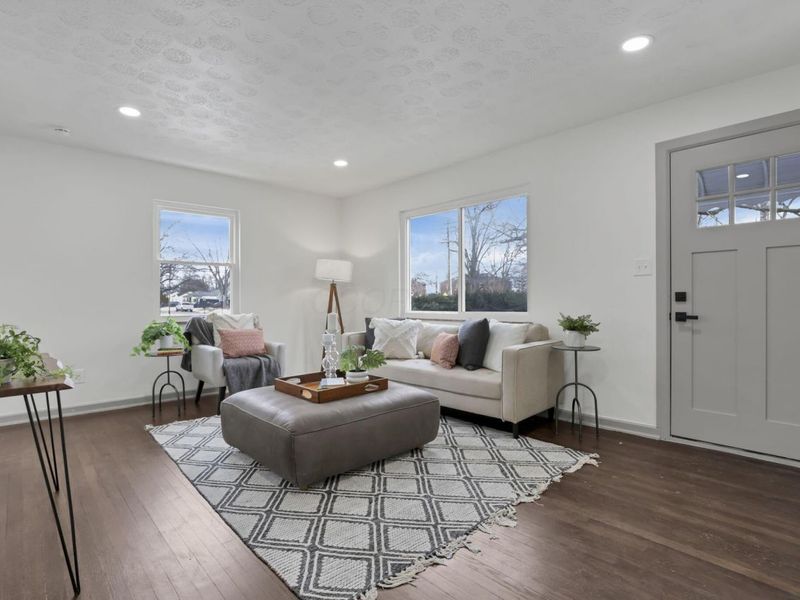 157 N Kellner Road, Columbus, OH 43209 Photo 8