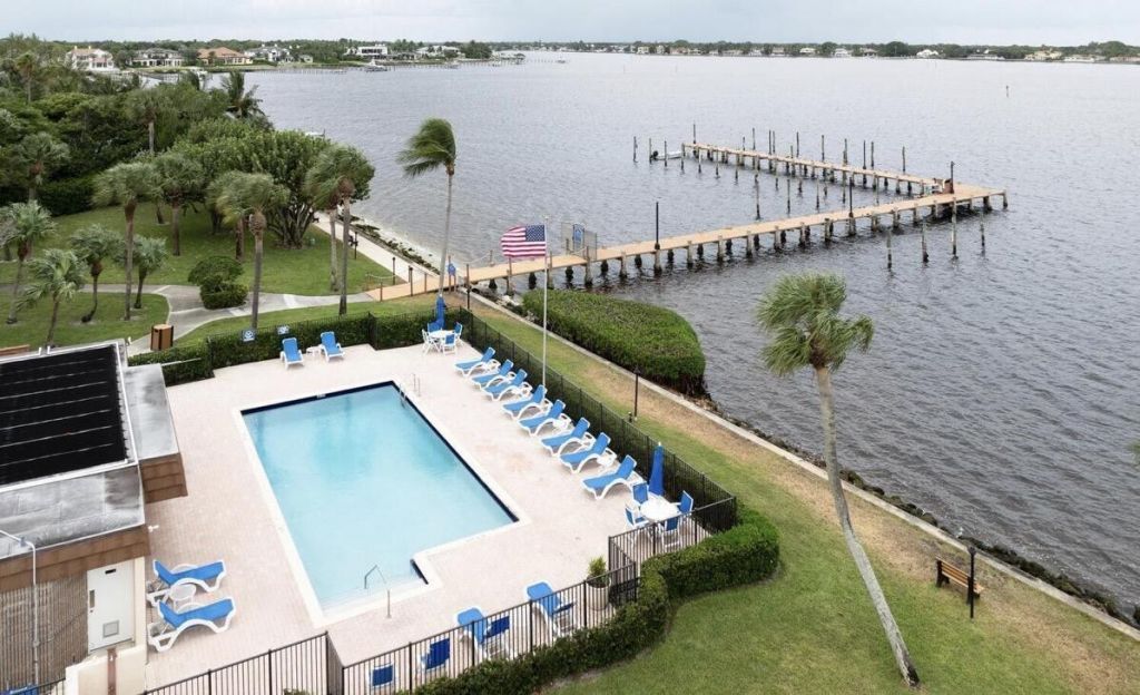 825 Center Street, Unit 49d, Jupiter, FL 33458 Photo