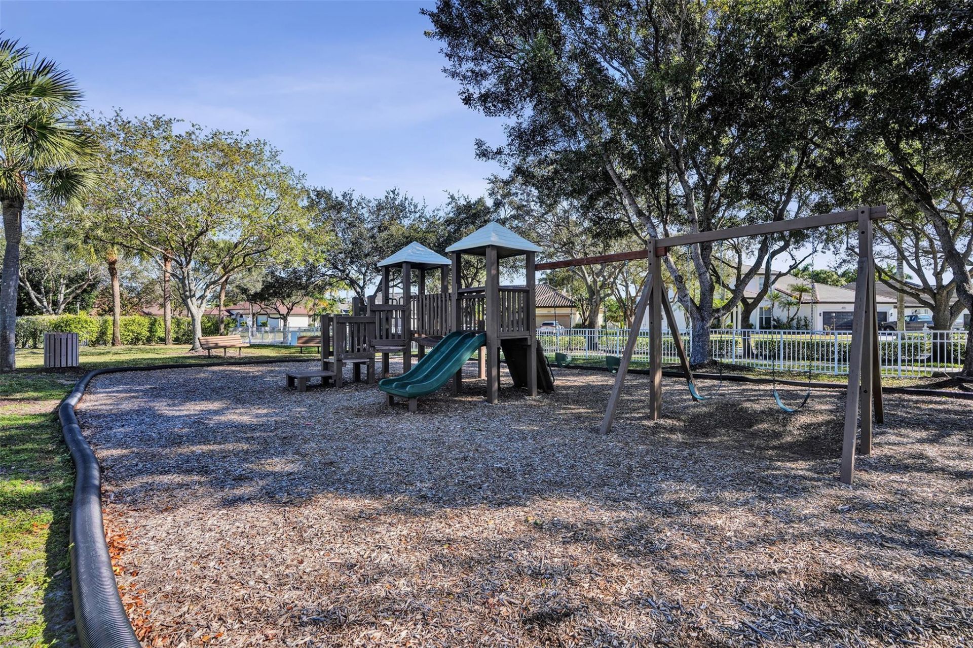 16287 Mariposa Circle, Pembroke Pines, FL 33331 Photo