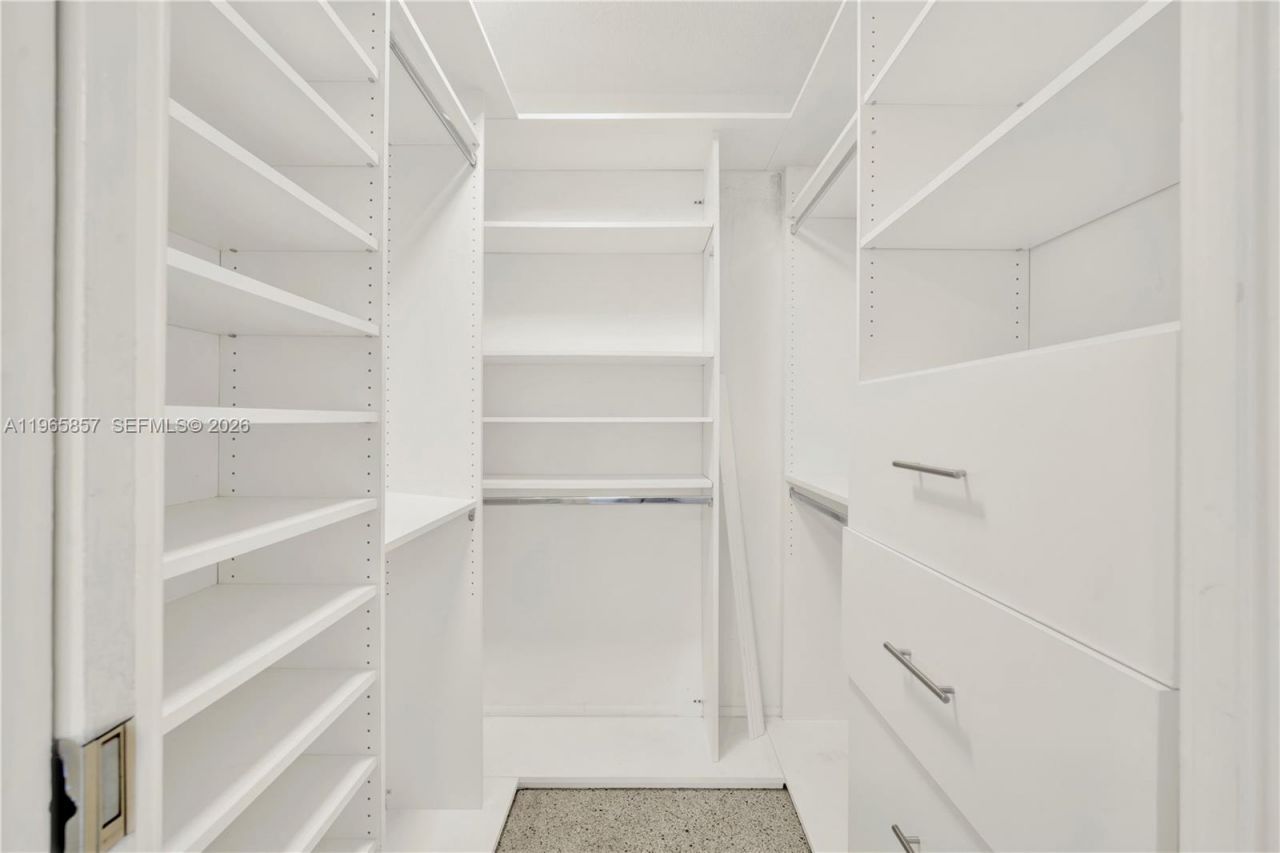 606 SW 58th Ct, Miami, FL 33144 Photo