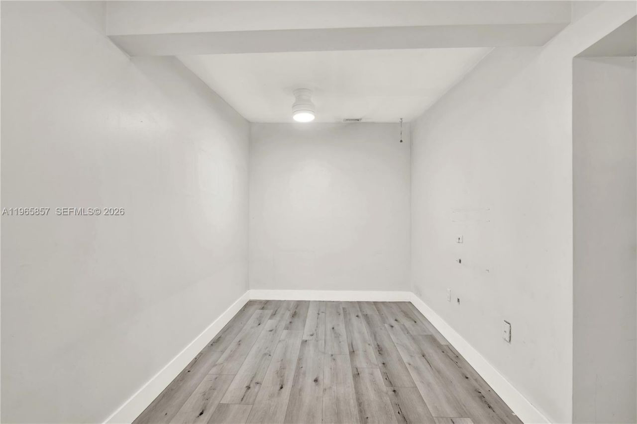 606 SW 58th Ct, Miami, FL 33144 Photo