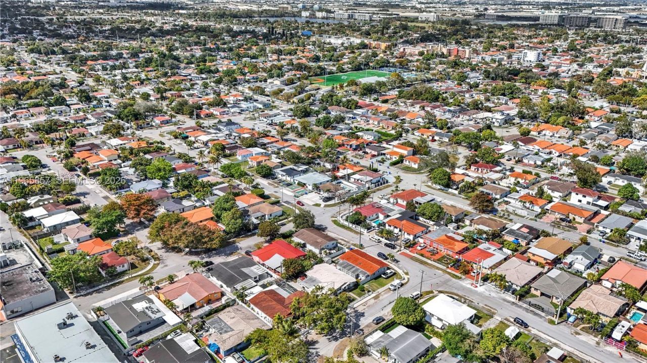 606 SW 58th Ct, Miami, FL 33144 Photo