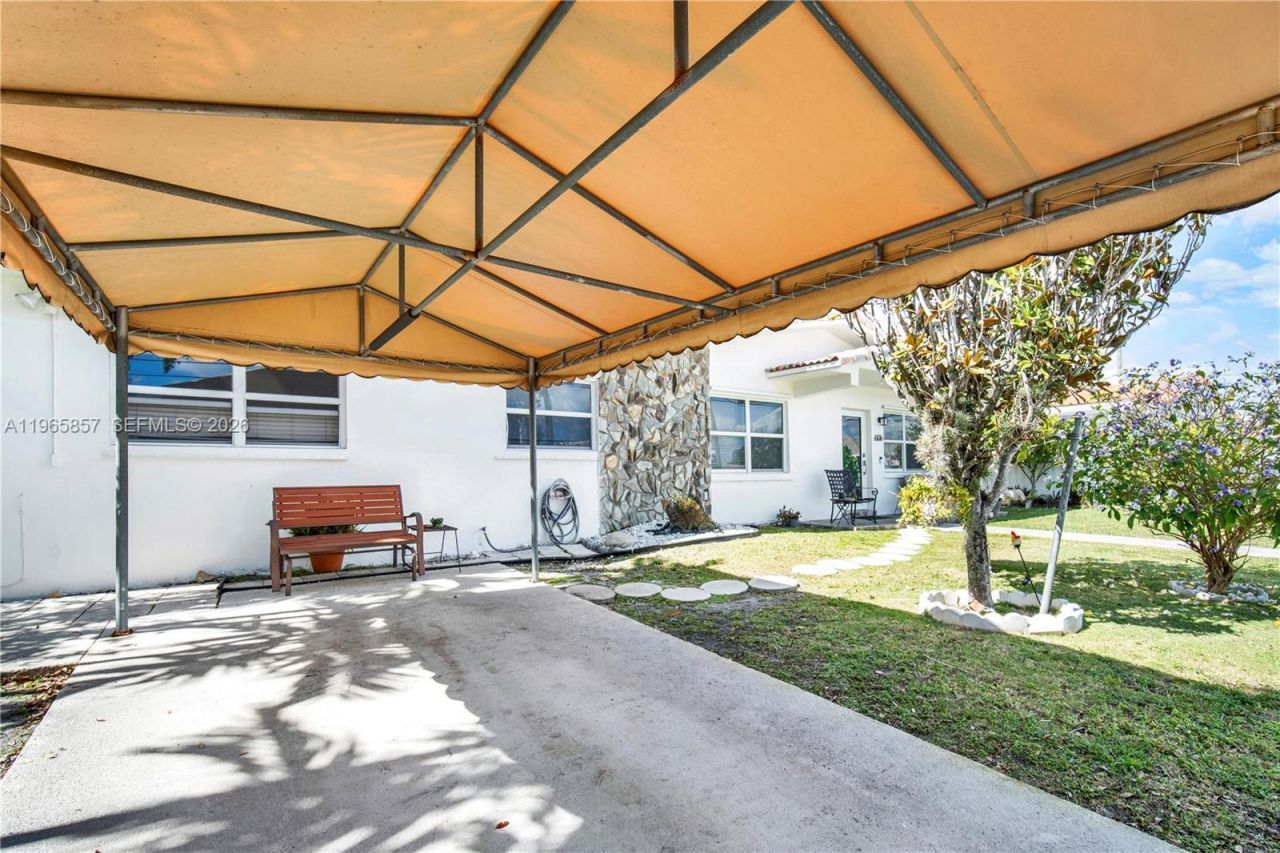 606 SW 58th Ct, Miami, FL 33144 Photo