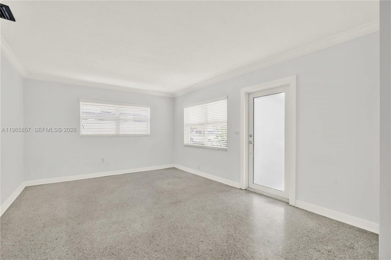 606 SW 58th Ct, Miami, FL 33144 Photo