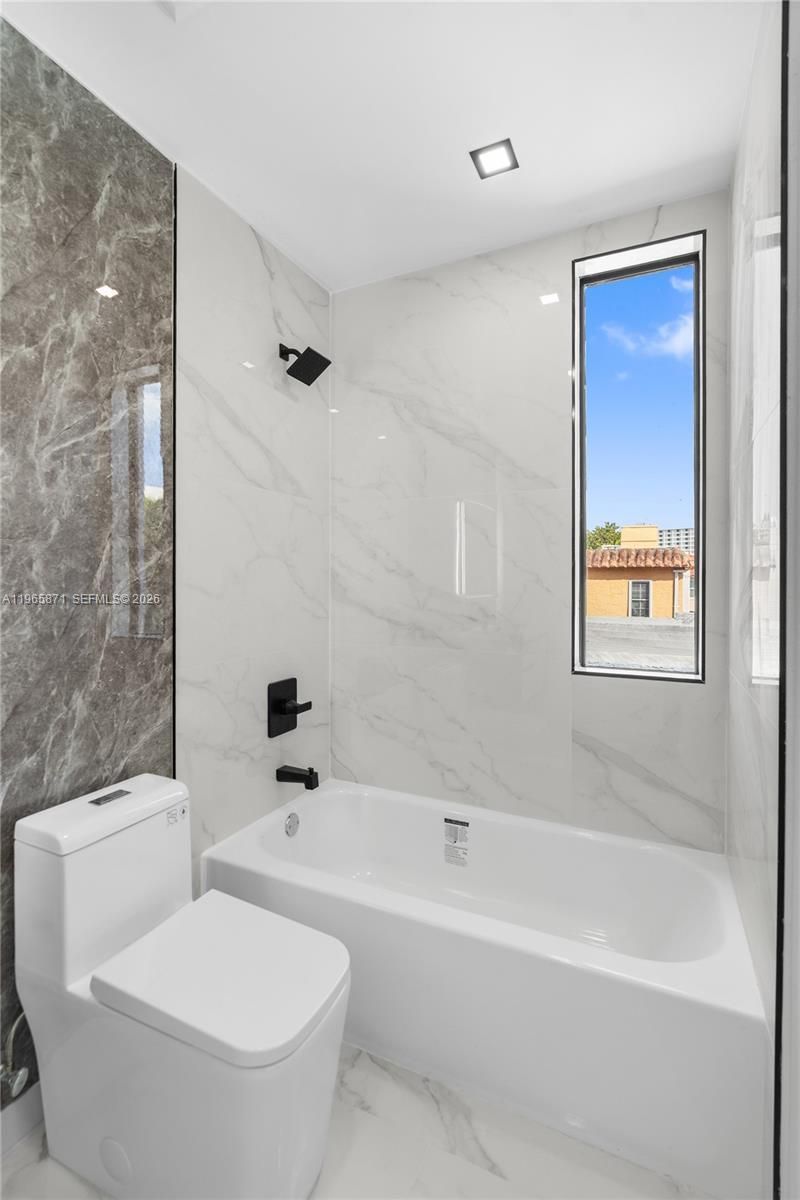 1644 NW 8th Ter, Miami, FL 33125 Photo