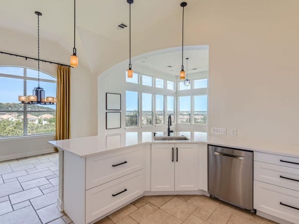 236 Aria RDG, Unit 236, Lakeway, TX 78738