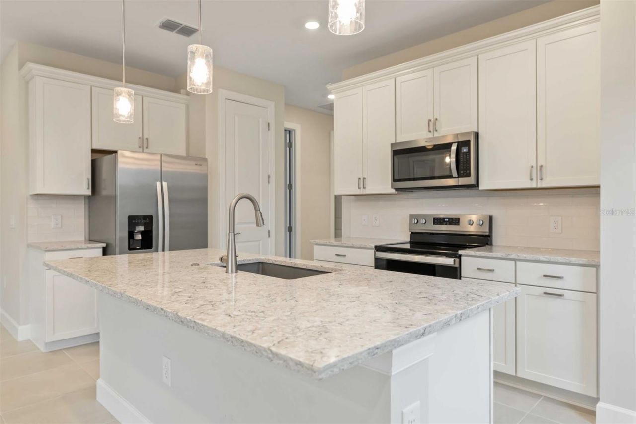 5811 Silverside Pine Court, Lakewood Ranch, FL 34211 Photo