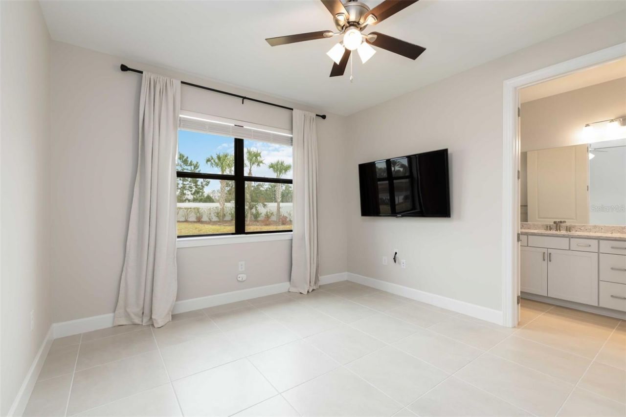 5811 Silverside Pine Court, Lakewood Ranch, FL 34211 Photo