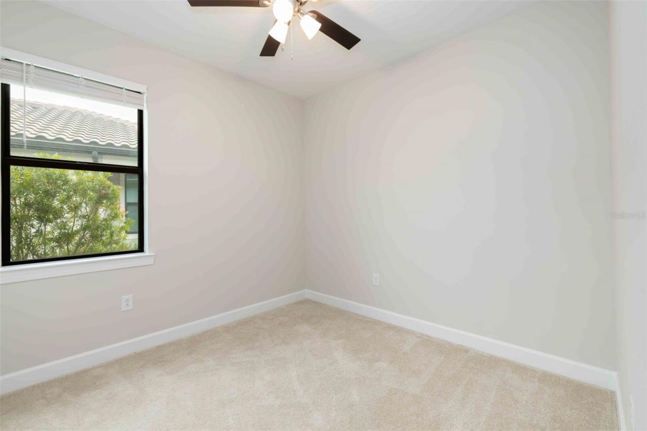 5811 Silverside Pine Court, Lakewood Ranch, FL 34211 Photo