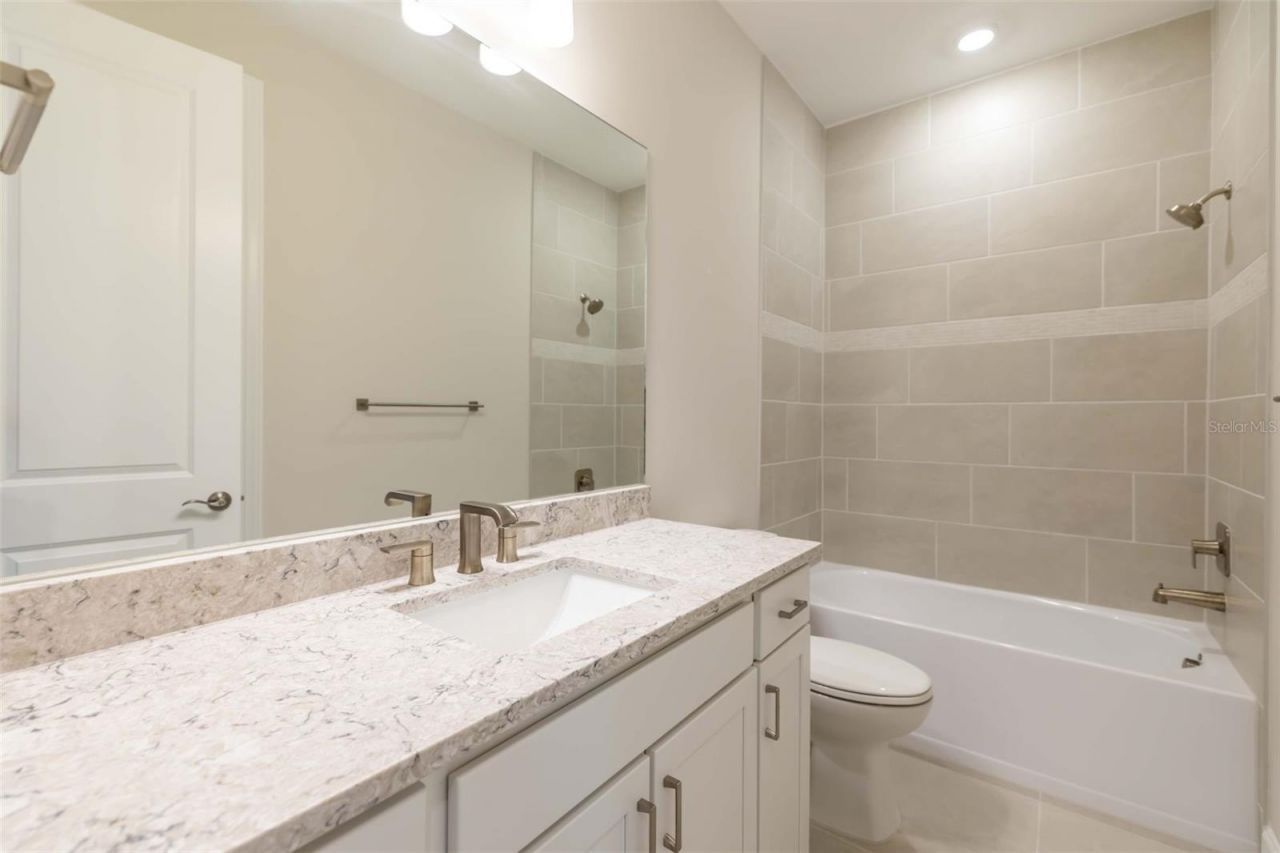 5811 Silverside Pine Court, Lakewood Ranch, FL 34211 Photo