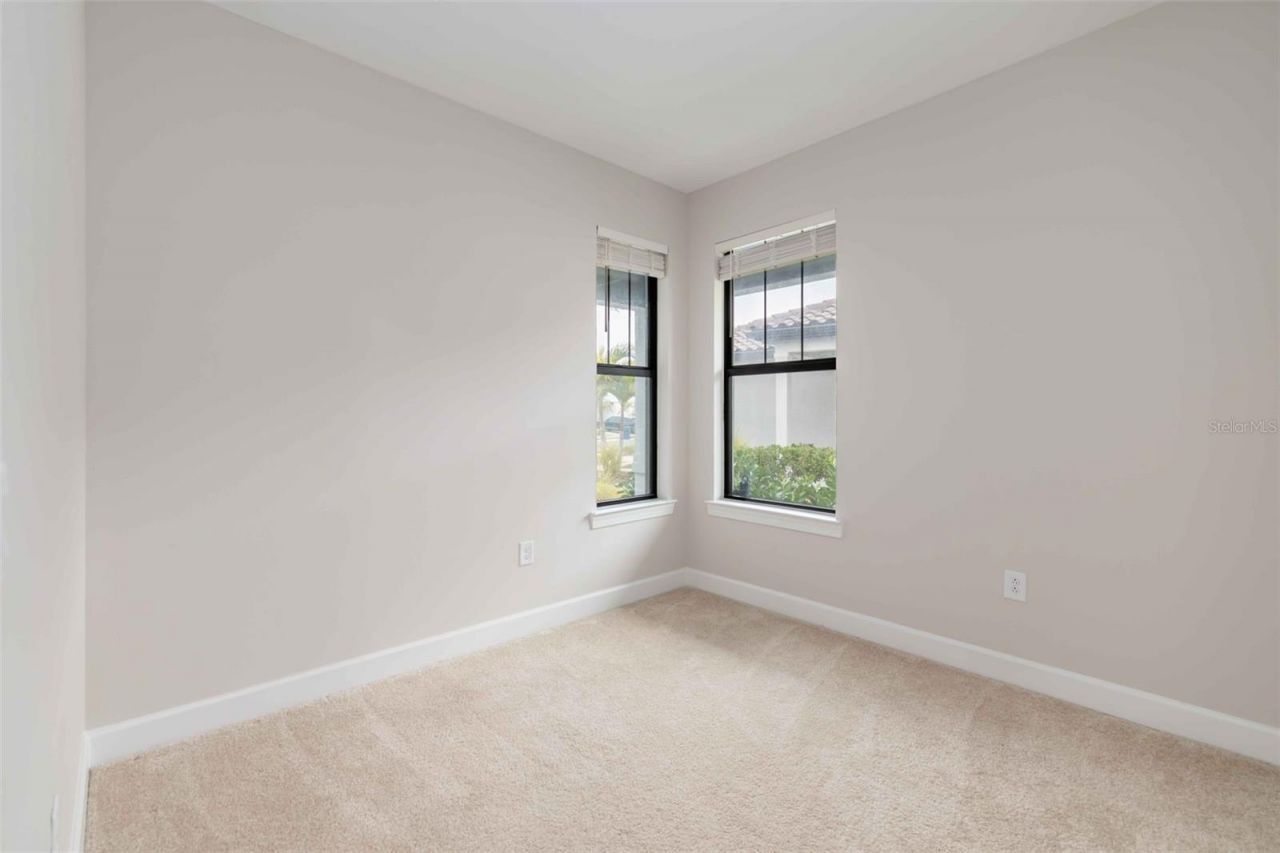 5811 Silverside Pine Court, Lakewood Ranch, FL 34211 Photo