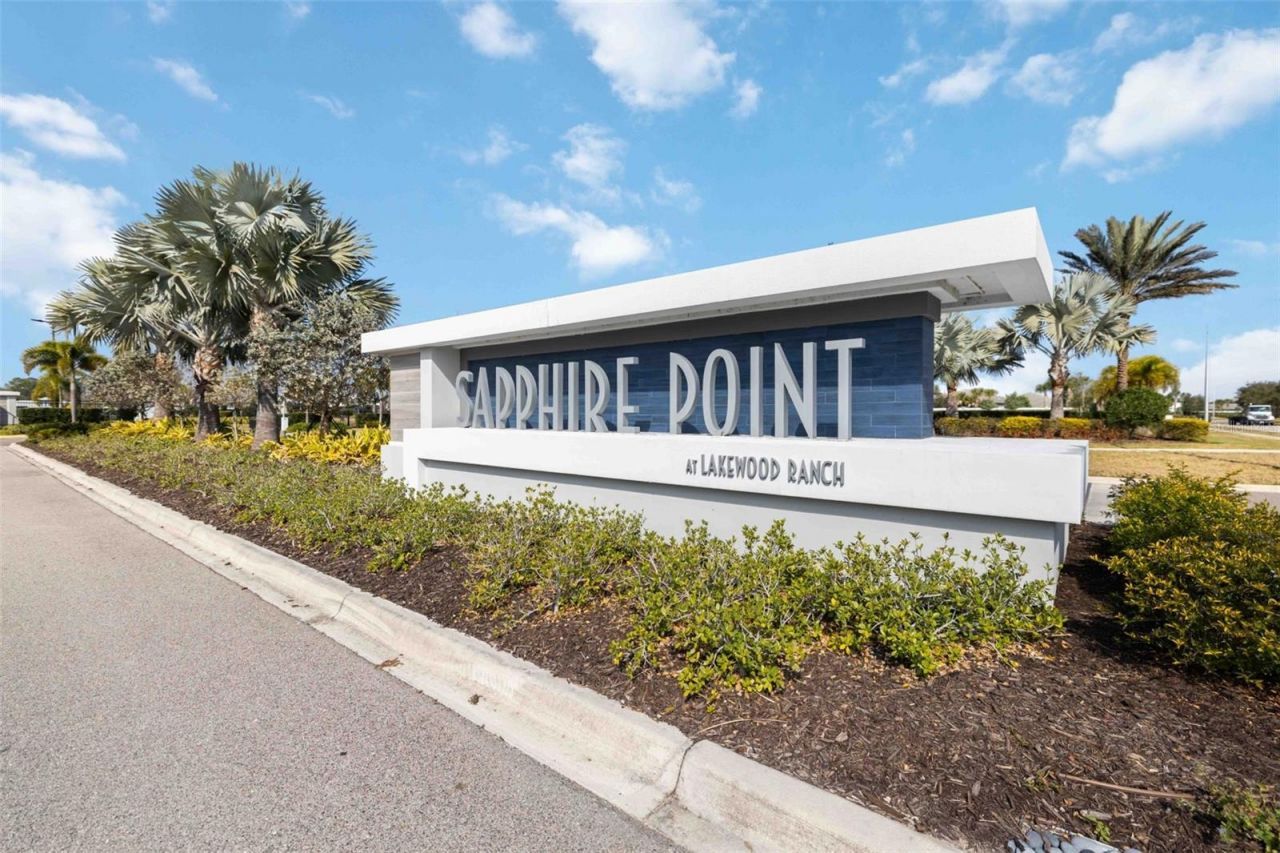 5811 Silverside Pine Court, Lakewood Ranch, FL 34211 Photo