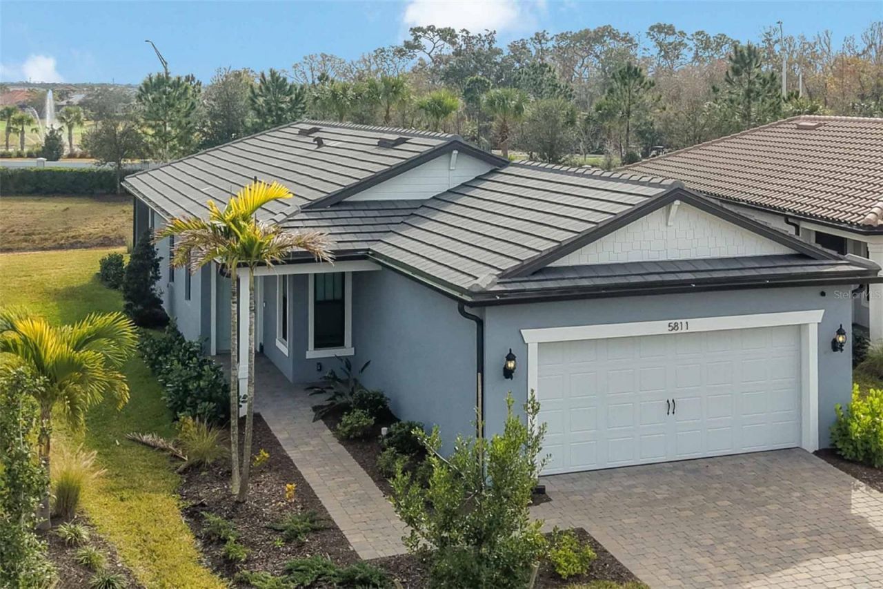 5811 Silverside Pine Court, Lakewood Ranch, FL 34211 Photo