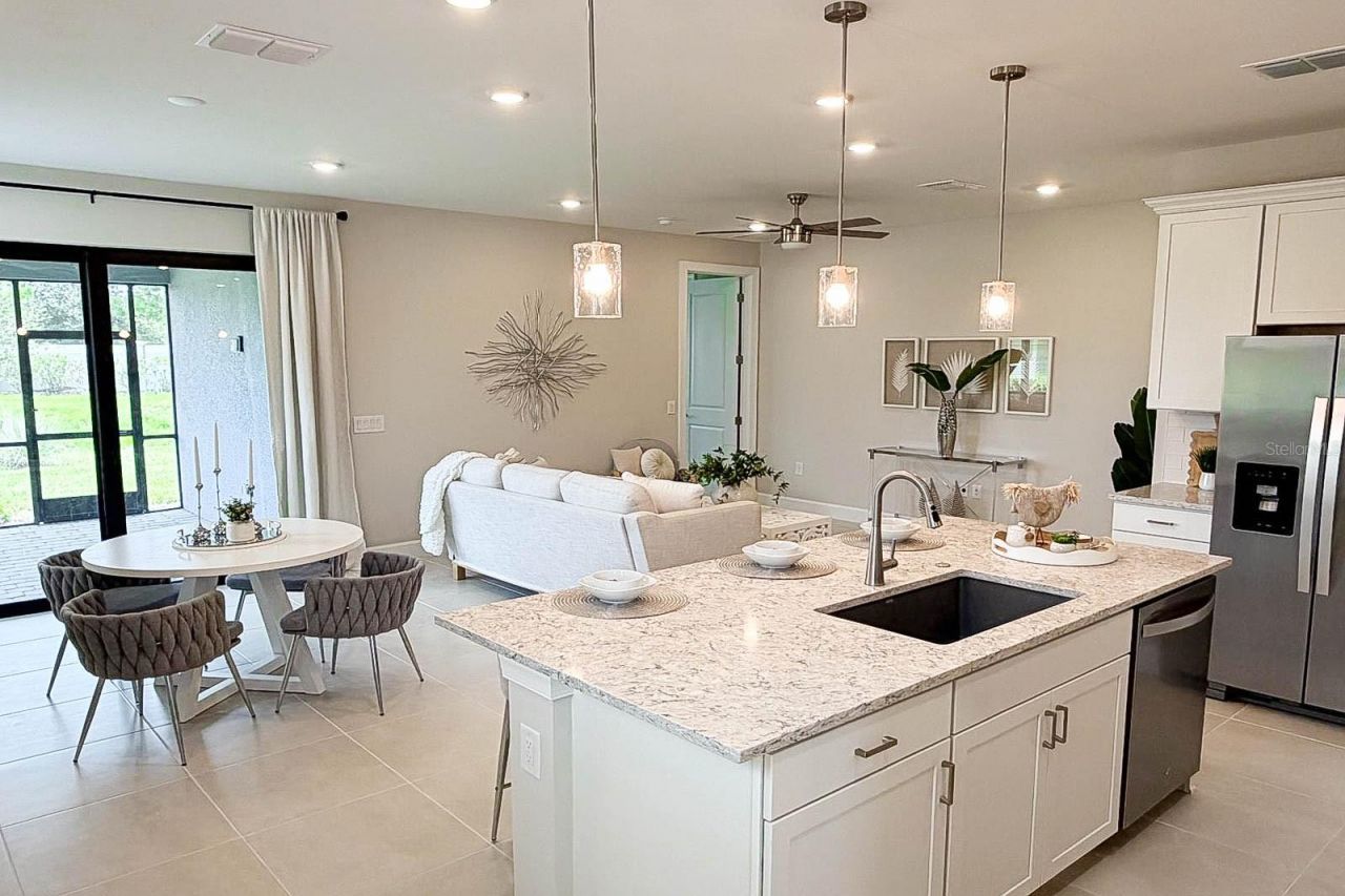 5811 Silverside Pine Court, Lakewood Ranch, FL 34211 Photo