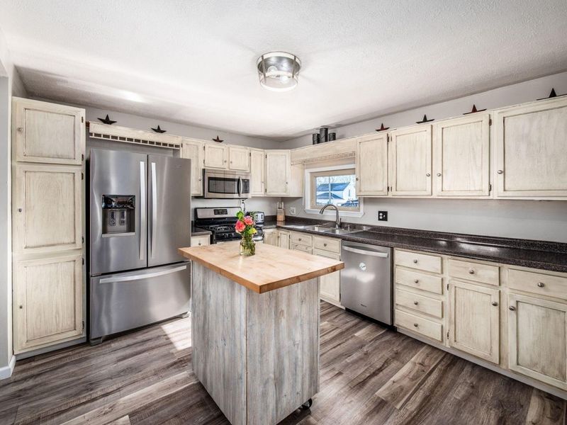 210 S Elm Street, Mount Victory, OH 43340 Photo 10