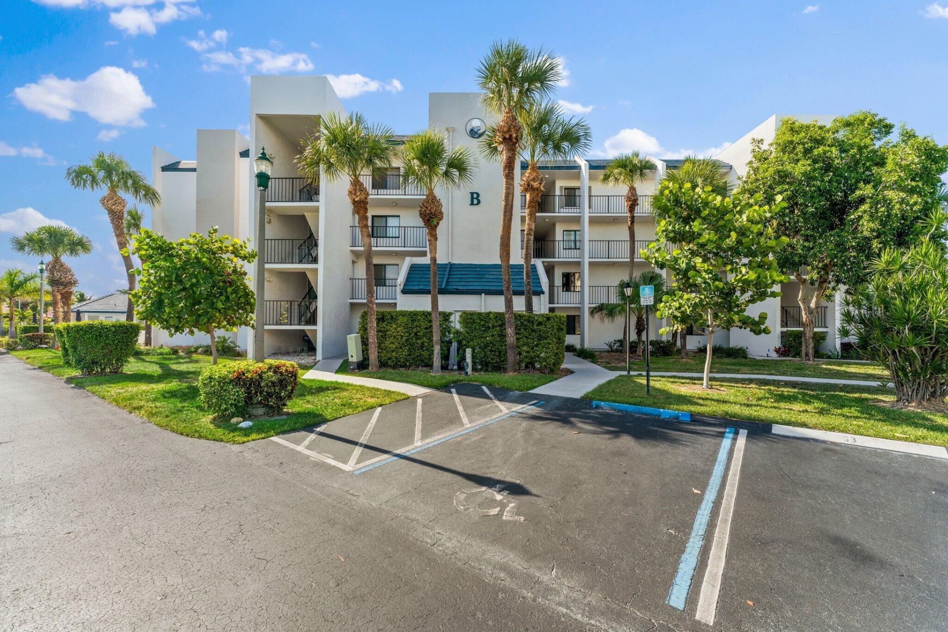 1605 S Us Highway 1, Unit B101, Jupiter, FL 33477 Photo