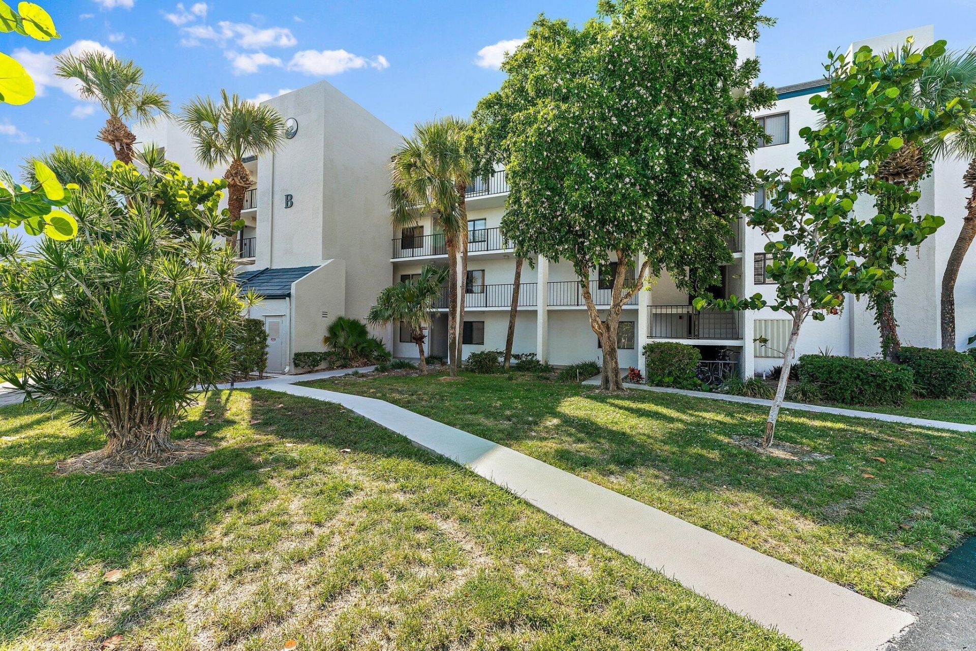 1605 S Us Highway 1, Unit B101, Jupiter, FL 33477 Photo