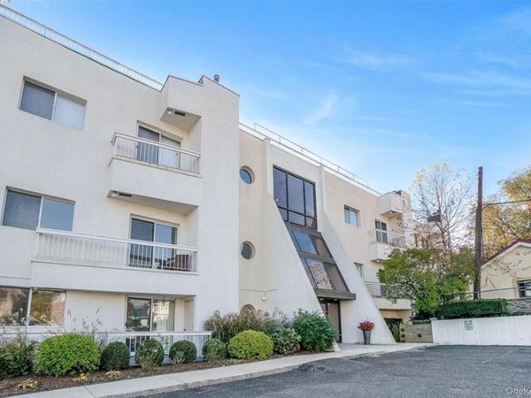 190 Schofield Street, Unit 2E, Bronx, NY 10464