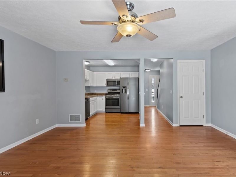 585 Birch Hill Drive, Unit 3, Medina, OH 44256 Photo 5