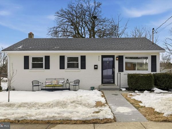 311 S BUCKMARSH STREET, BERRYVILLE, VA 22611