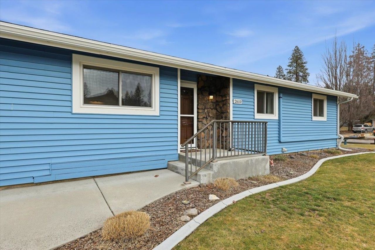 2610 S Timberlane Dr, Spokane Valley, WA 99037 Main Photo