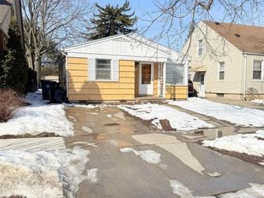 17633 Henry Street, Melvindale, MI 48122