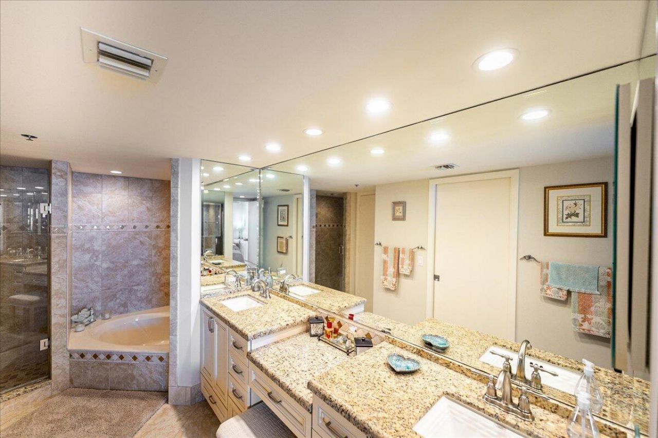 9950 S Ocean Drive, Unit 604, Jensen Beach, FL 34957 Photo