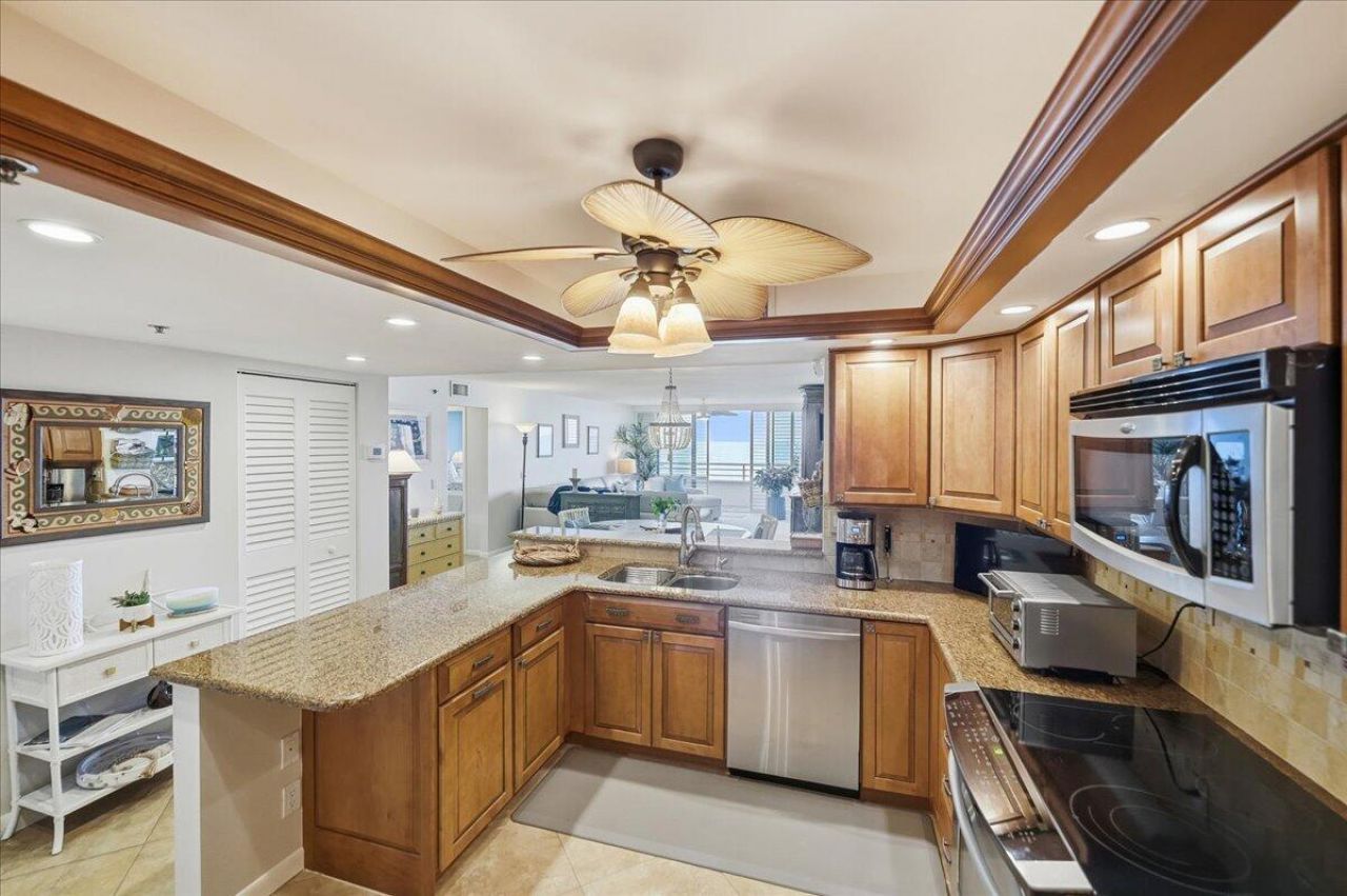 9950 S Ocean Drive, Unit 604, Jensen Beach, FL 34957 Photo