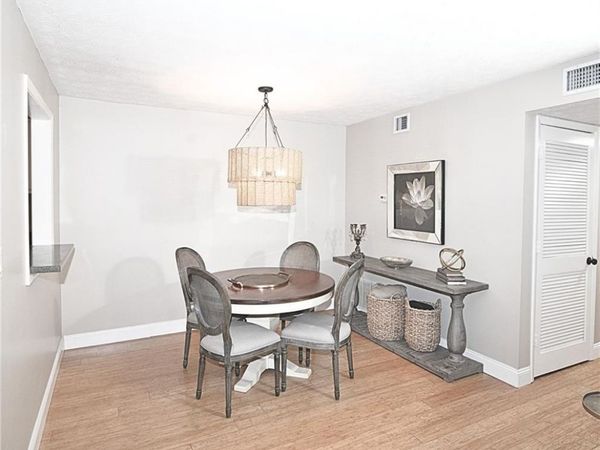 1509 Woodcliff Drive NE, Sandy Springs, GA 30350