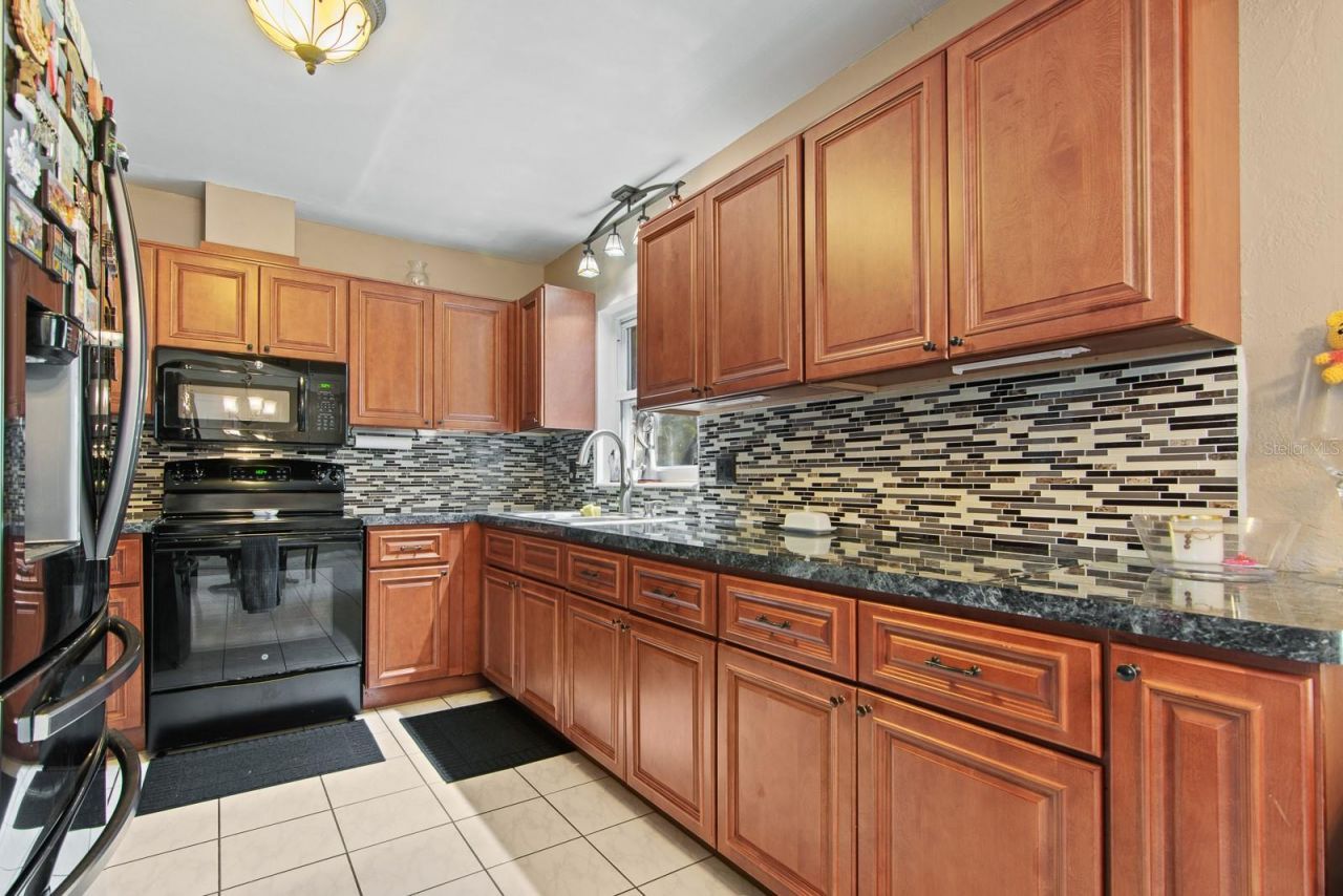 1901 Winchester Road N, Saint Petersburg, FL 33710 Photo