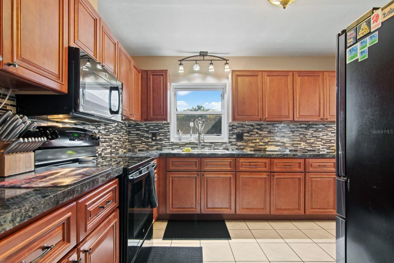 1901 Winchester Road N, Saint Petersburg, FL 33710 Photo